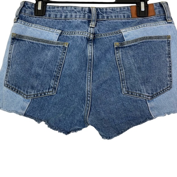 BDG URBAN OUTFITTERS Patchwork Cut Off Raw Hem Jean Shorts Blue Denim sz 28 x 2 - Picture 14 of 16